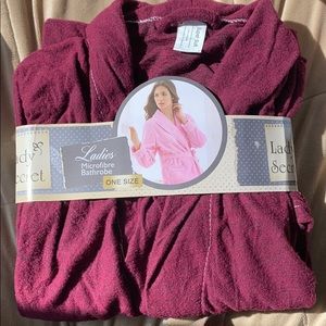 Ladies microfiber bathrobe